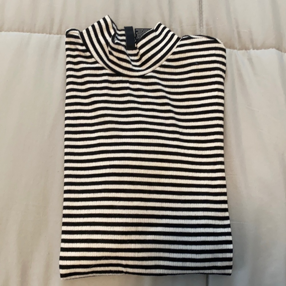 Black and white striped turtle neck